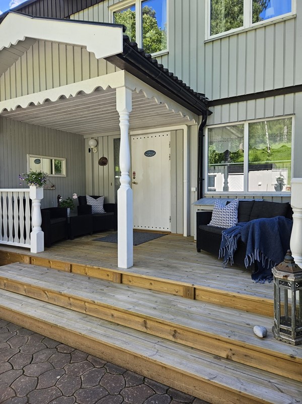 Hovgårdsvägen 12